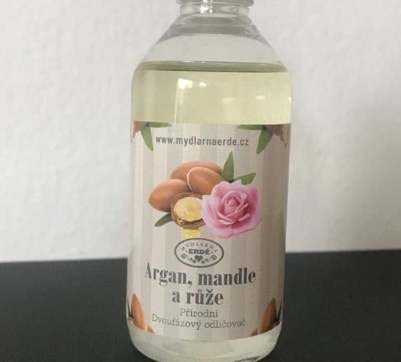 Hygienici zkontrolovali kosmetiku – ani „přírodní“ či „bio“ neznamená vždy bez rizika