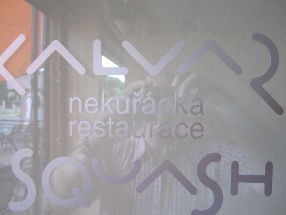 označení provouzovny jako nekuřádká restaurace