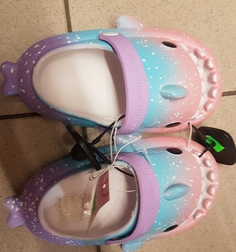 Nebezpečný výrobek: Dětské gumové nazouváky