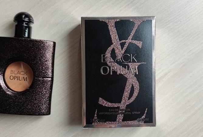 Nebezpečný výrobek – BLACK OPIUM, EAU DE PARFUM