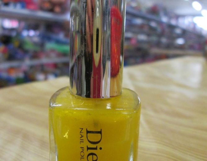 Nebezpečný výrobek – Dier Nail Polish, lak na nehty